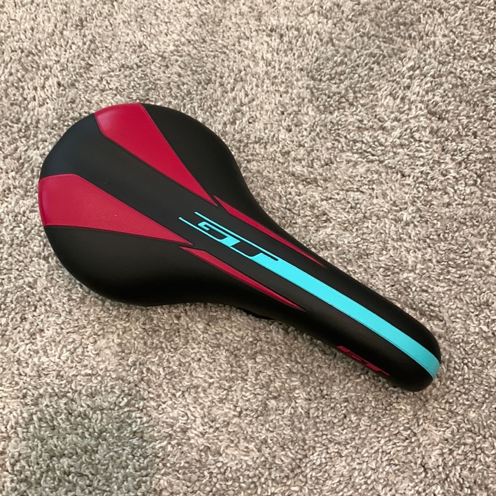NWOT GT Bike Seat